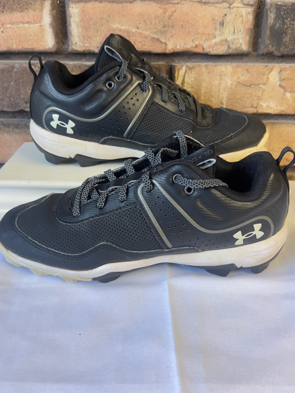 Under Armour Men’s Black and White Athletic Cleats - Lace-Up Training Shoes
